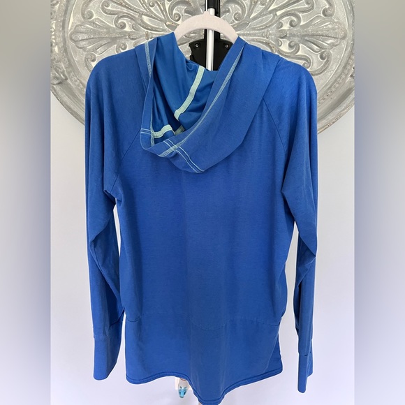 Cabela’s Long Sleeve Tee Shirt Hoodie Large L - Picture 2 of 6